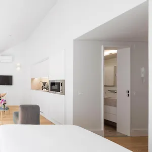 Serviced - Benformoso Daire